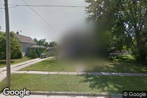 905 W 4th St, Zumbrota, MN 55992
