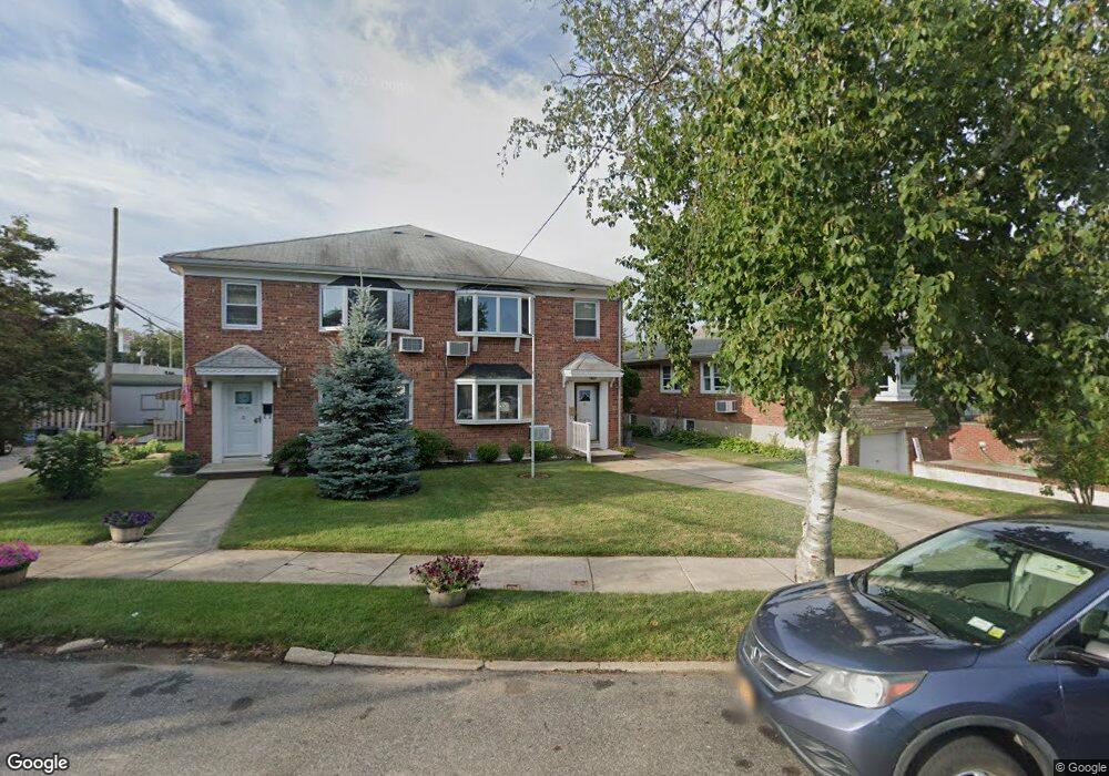 25016 88th Rd unit 1, Bellerose, NY 11426 - photo 1