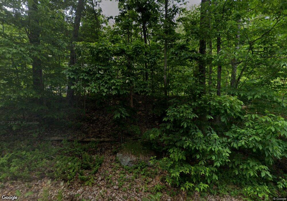 92 Goodhue Rd, Londonderry, NH 03038 - photo 1