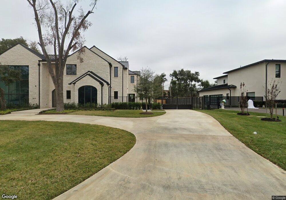 1107 River Glynn Dr, Houston, TX 77063 - photo 1
