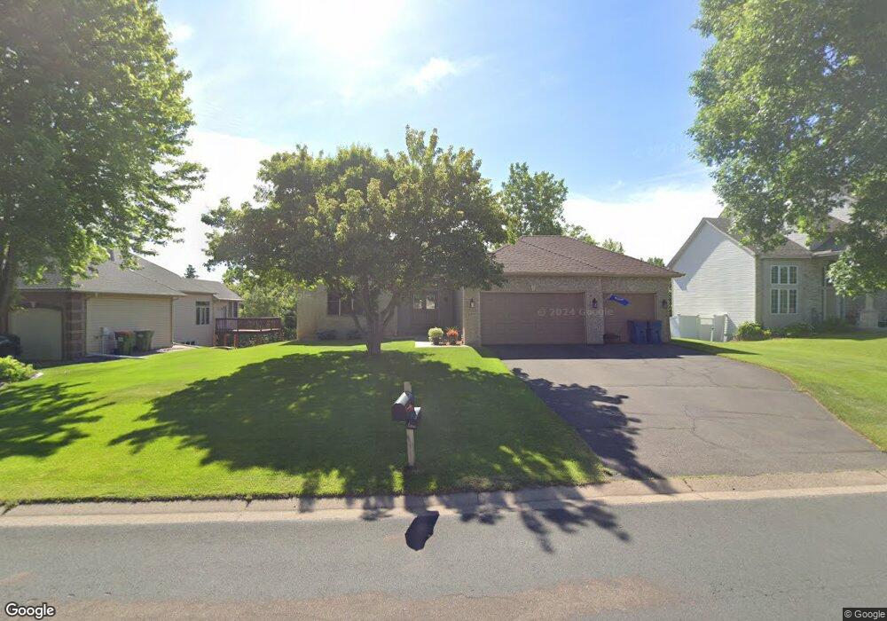 6439 N Trappers Crossing, Hugo, MN 55038 - photo 1