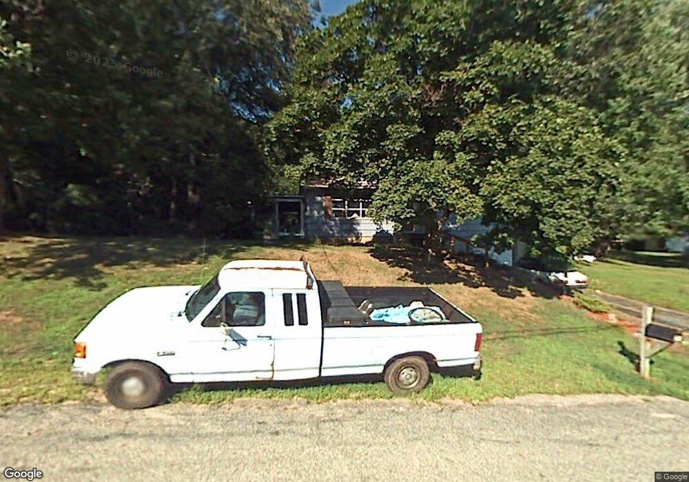 28 Raymond Ave, Northbridge, MA 01534 - photo 1