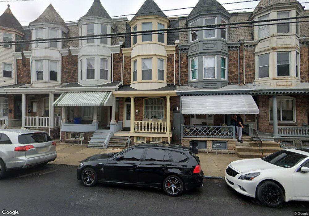 1042 N 10th St, Reading, PA 19604 - photo 1