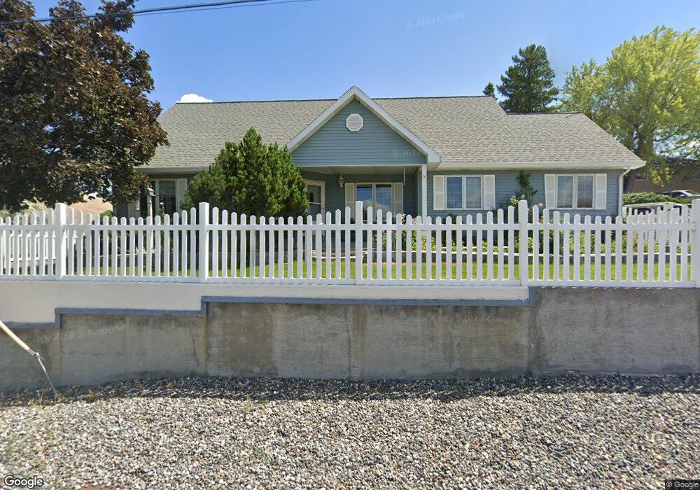 340 N Gilmore St, Heppner, OR 97836 - photo 1