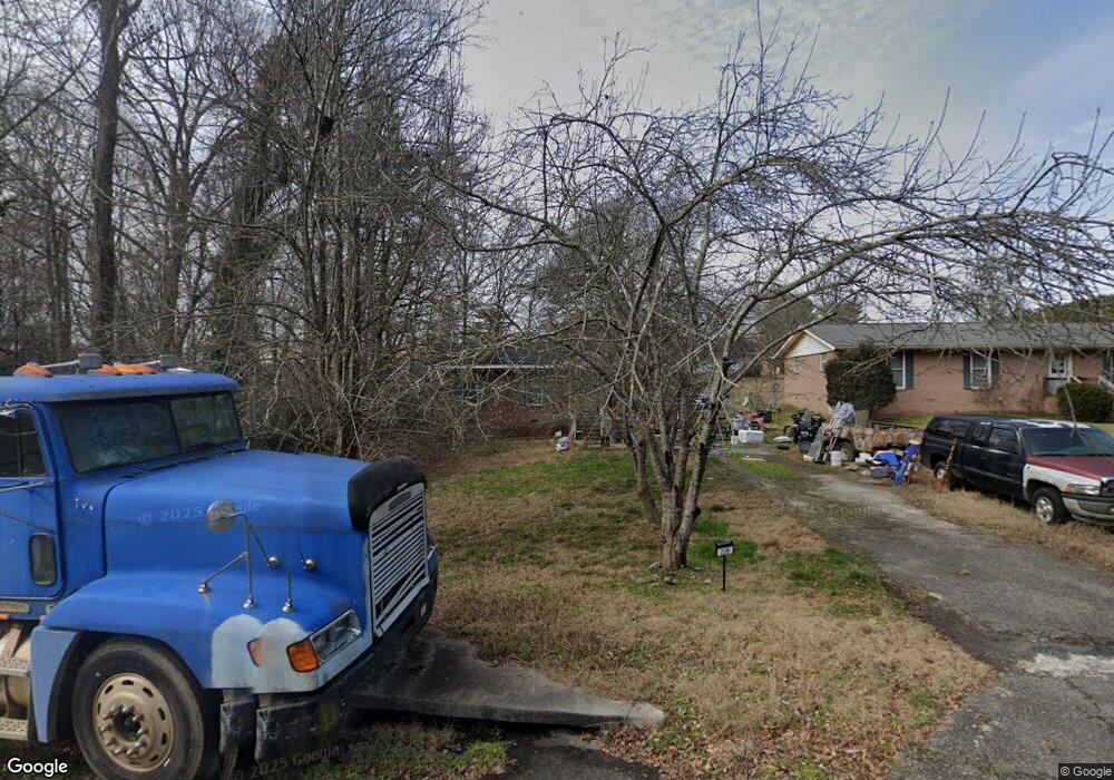 208 Killian Cir, Clover, SC 29710 - photo 1