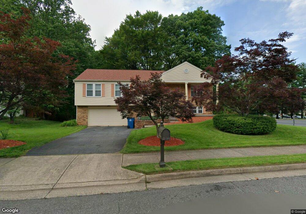 9500 Burning Branch Rd, Burke, VA 22015 - photo 1