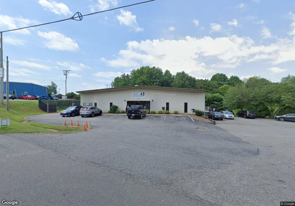 752 Old Salisbury Rd, Statesville, NC 28677 - photo 1