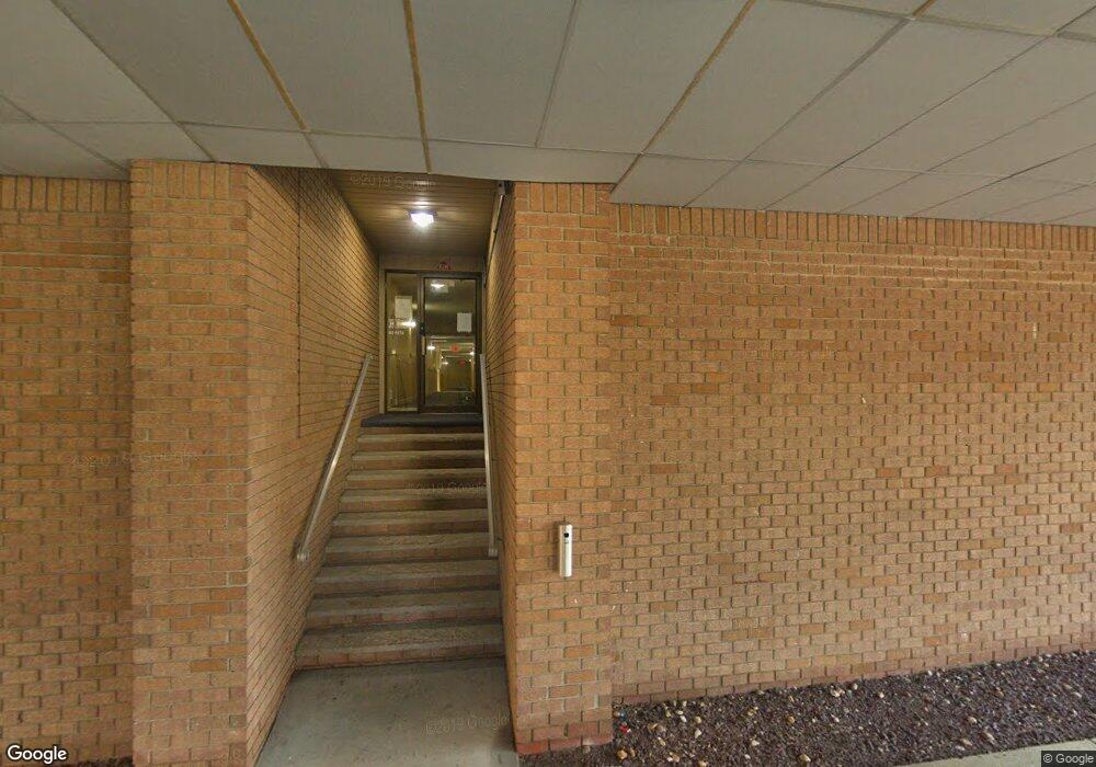 1150 W St George C05, Linden, NJ 07036 - photo 1