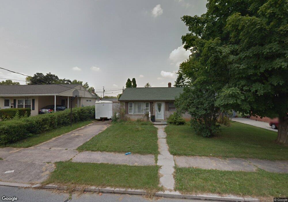 813 E Cypress St, Palmyra, PA 17078 - photo 1