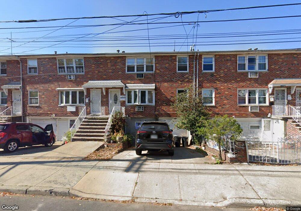 13828 Redding St, Ozone Park, NY 11417 - photo 1