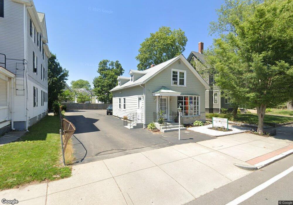 196 Cottage St, Pawtucket, RI 02860 - photo 1