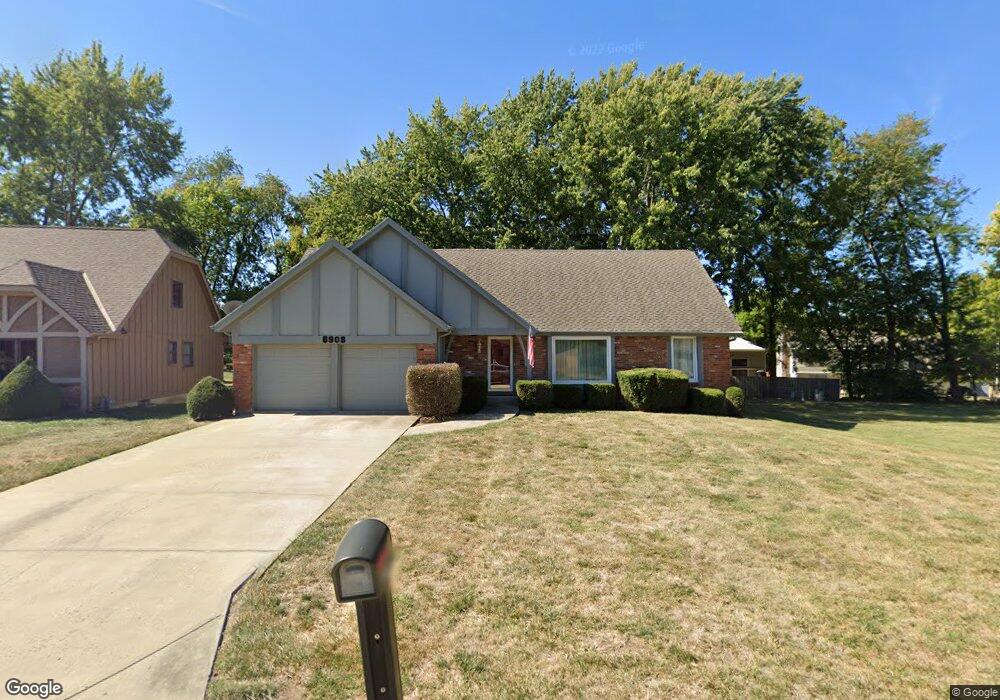 6908 Bradshaw St, Shawnee, KS 66216 - photo 1