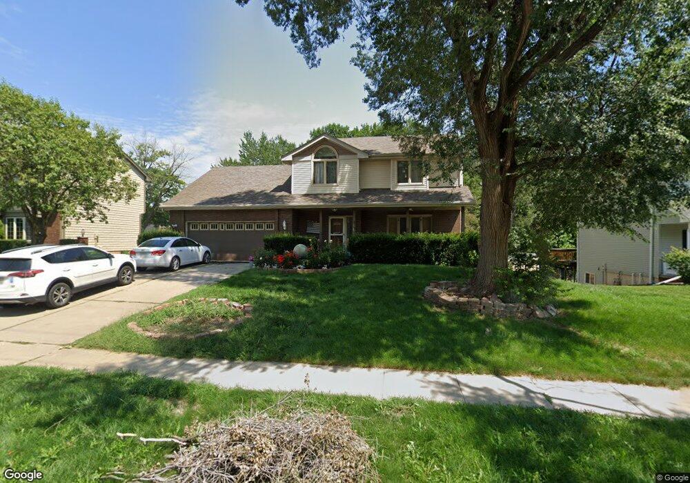 709 Valley West Dr, West Des Moines, IA 50265 - photo 1