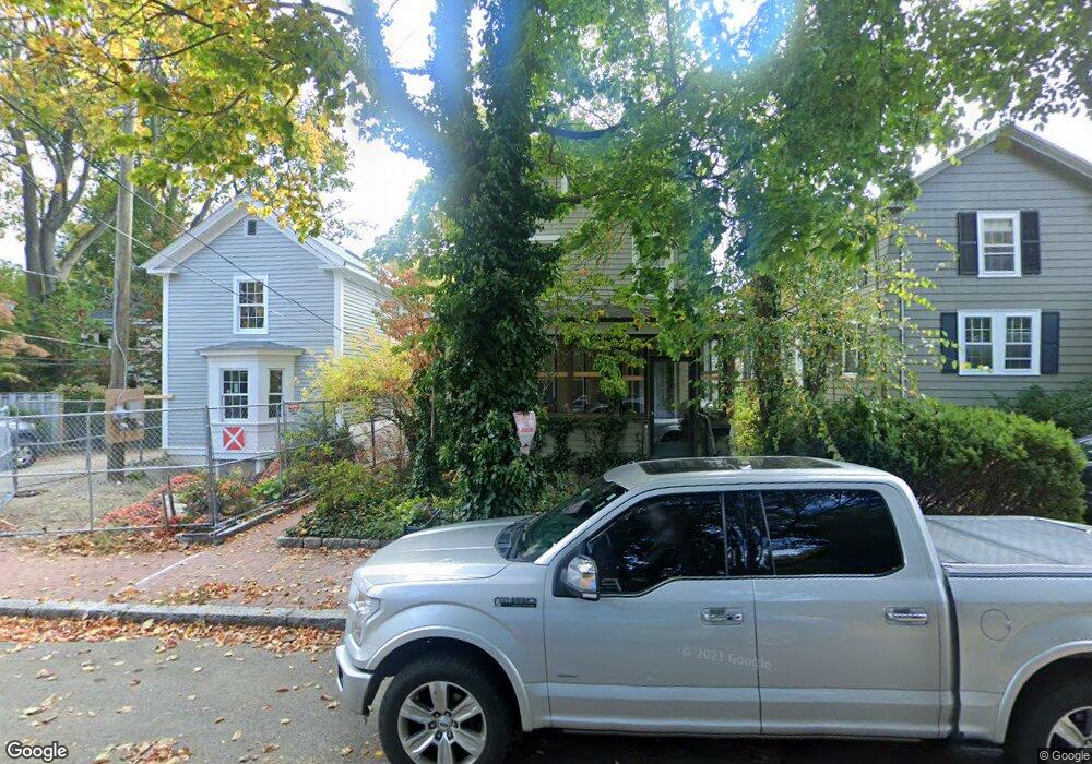 98 1/2 Foster St, Cambridge, MA 02138 - photo 1