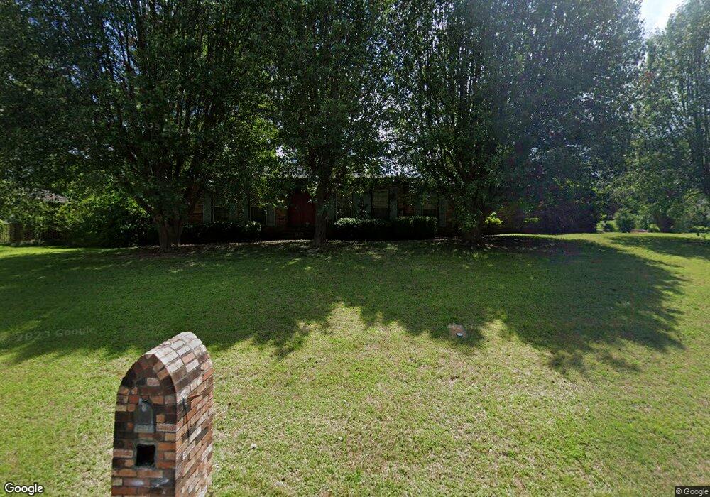 1427 Lake Valley Rd, Macon, GA 31210 - photo 1
