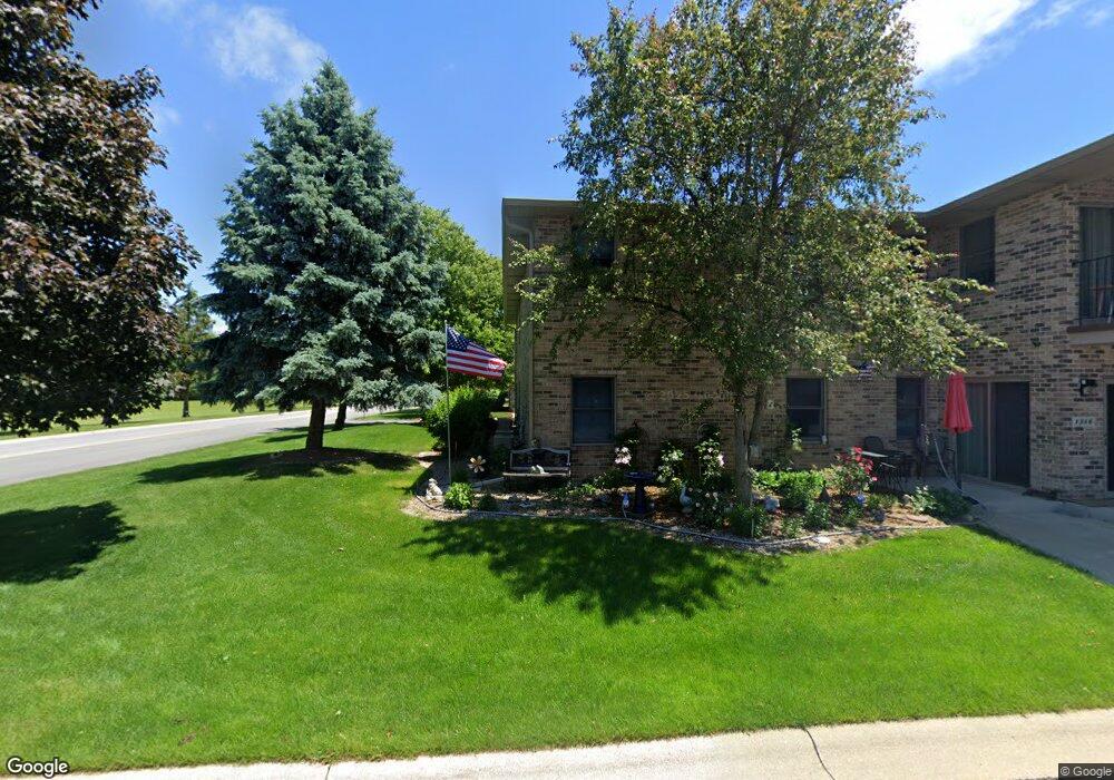 1386 Lehman Dr, Crown Point, IN 46307 - photo 1