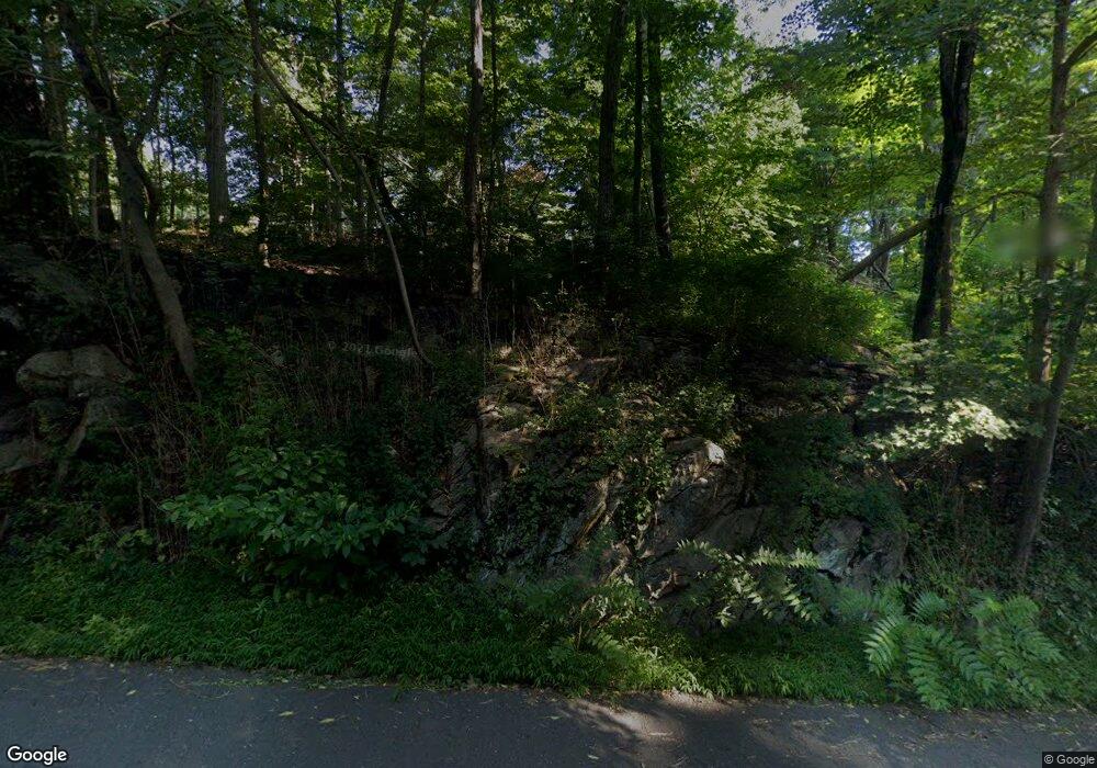 137 Old Mill Rd, Greenwich, CT 06831 - photo 1