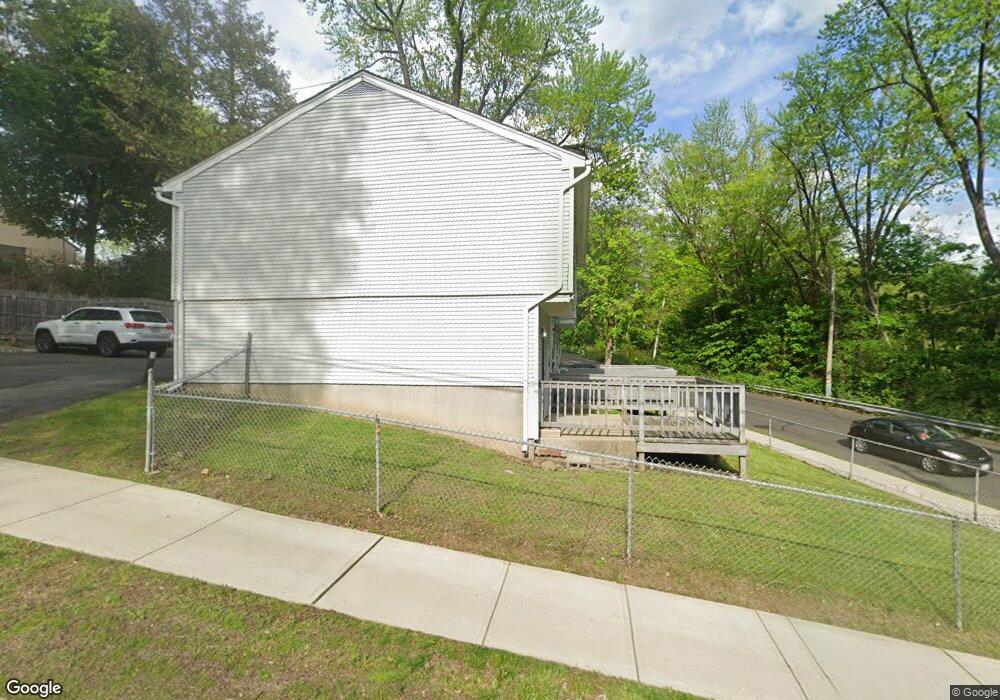 39 2nd St, West Springfield, MA 01089 - photo 1