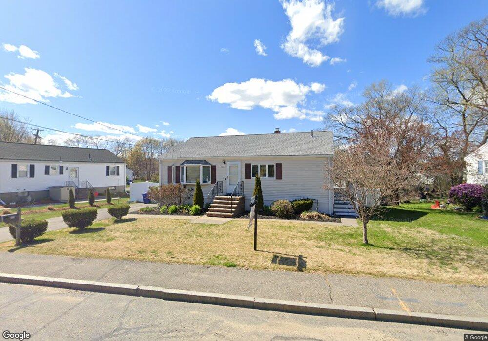 347 Lexington St unit 1, Woburn, MA 01801 - photo 1