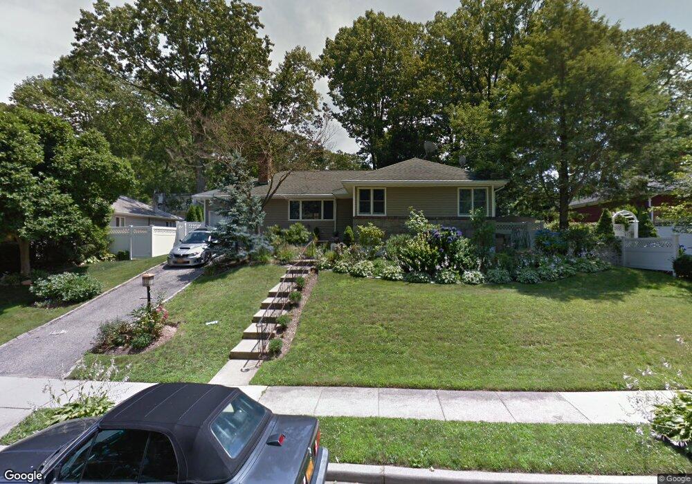 88 Plymouth Dr N, Glen Head, NY 11545 - photo 1