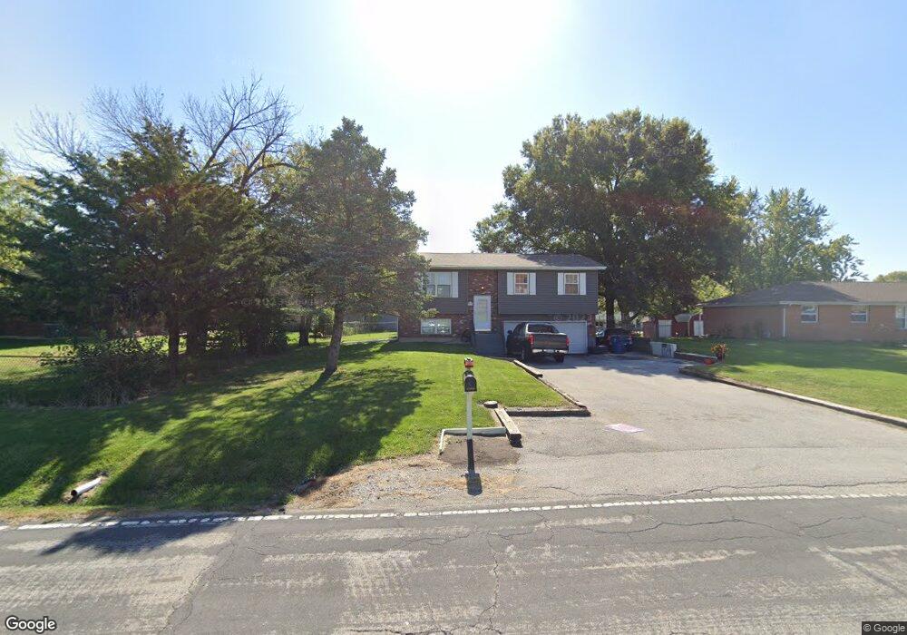 2220 Vadalabene Dr, Maryville, IL 62062 - photo 1