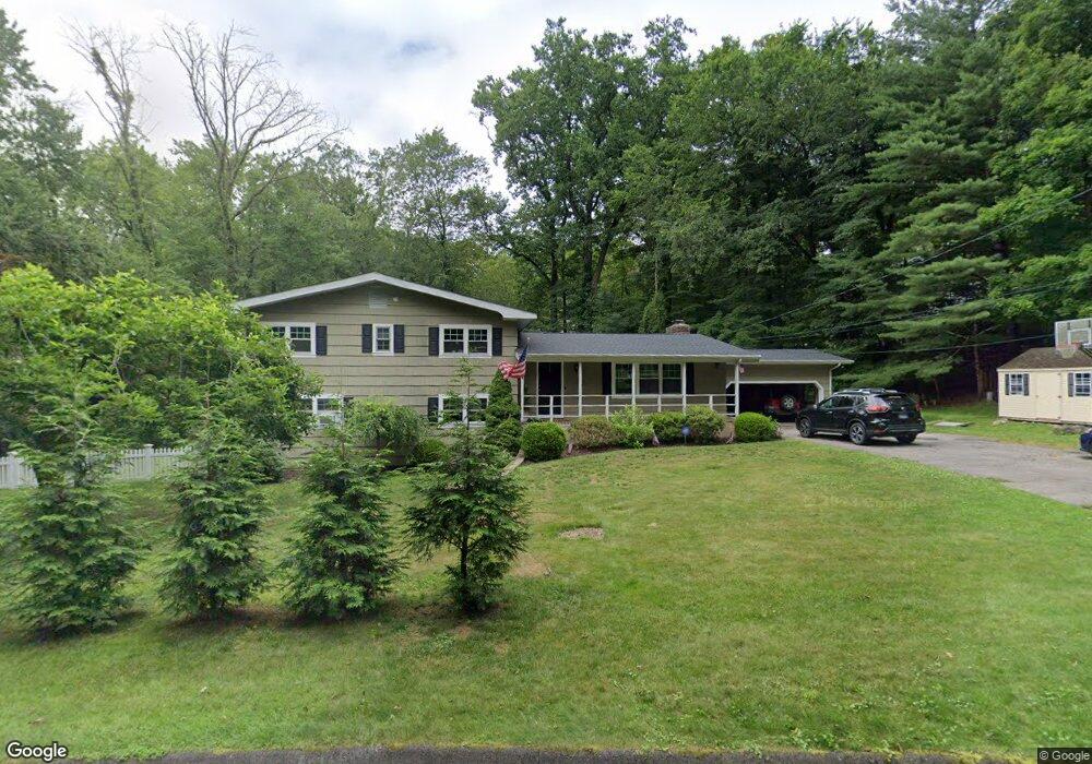 8 Oakhill Ave, Norwalk, CT 06854 - photo 1