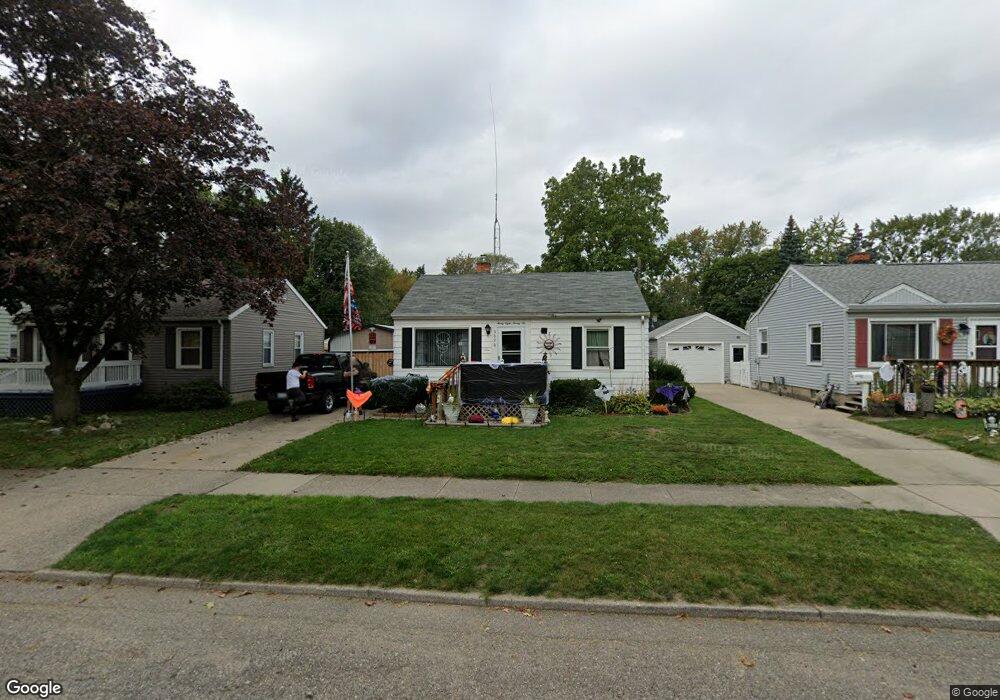 3826 Homewood Ave, Lansing, MI 48910 - photo 1