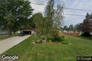 235 East St, Maynard, IA 50655