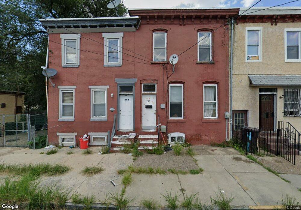 407 Vine St, Camden, NJ 08102 - photo 1