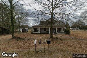 303 College St, Blevins, AR 71825