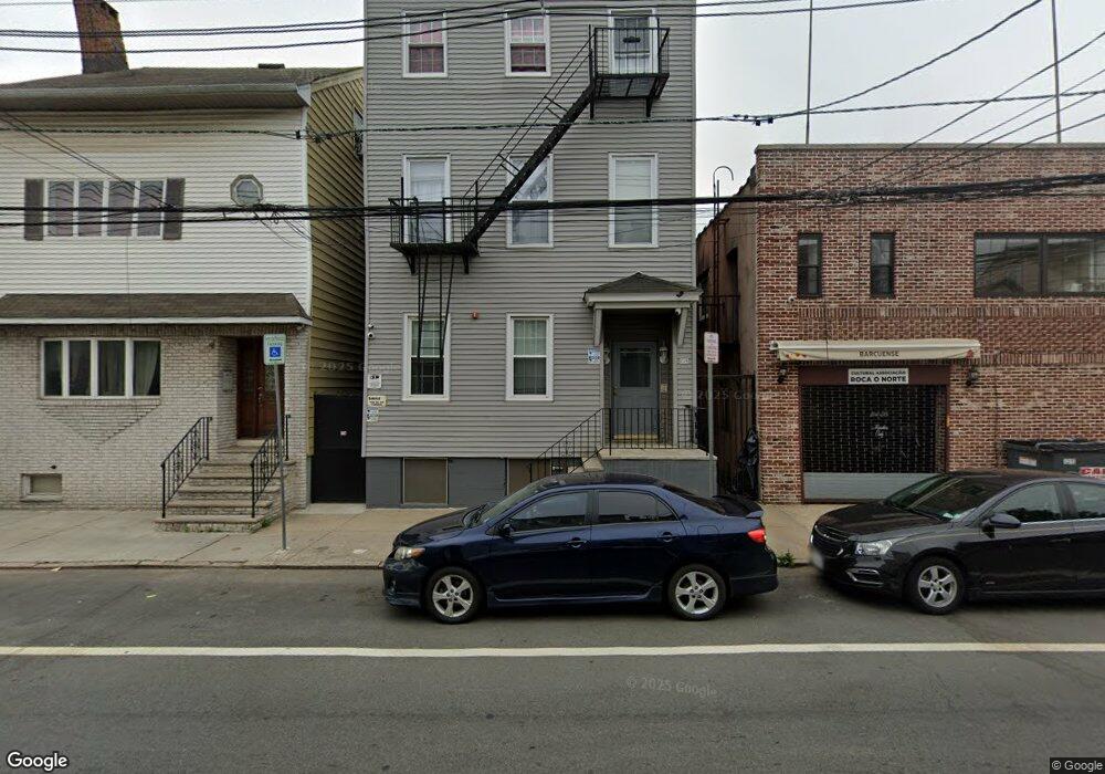 218 Walnut St, Newark, NJ 07105 - photo 1