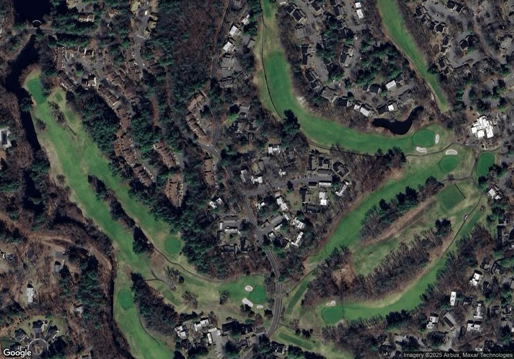 2 Canterbury Ln, Avon, CT 06001 - photo 1