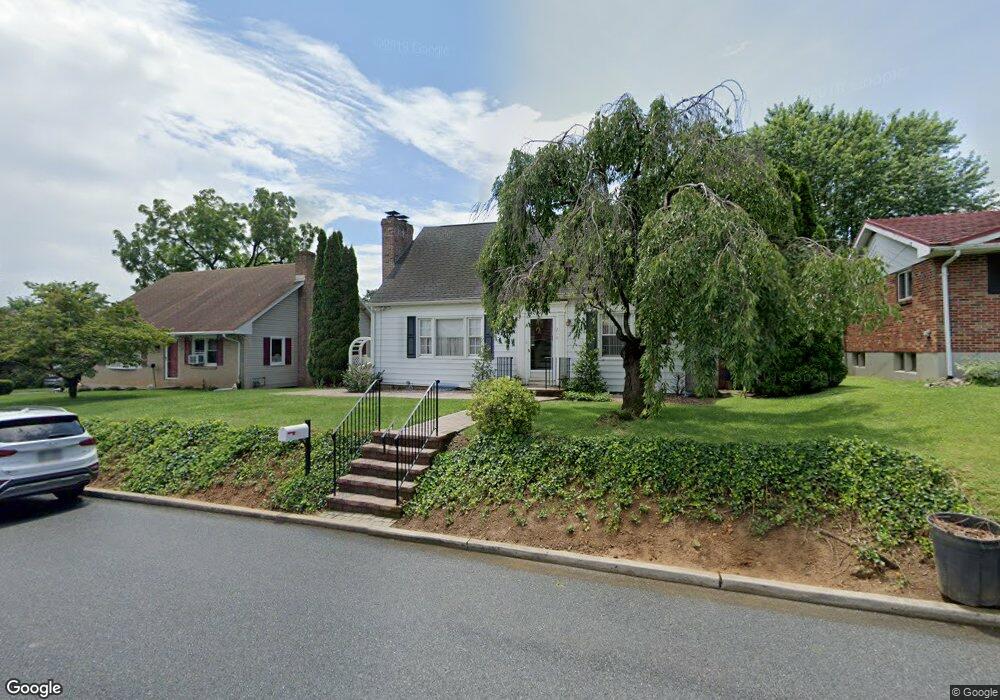 216 Ohio Ave, Whitehall, PA 18052 - photo 1