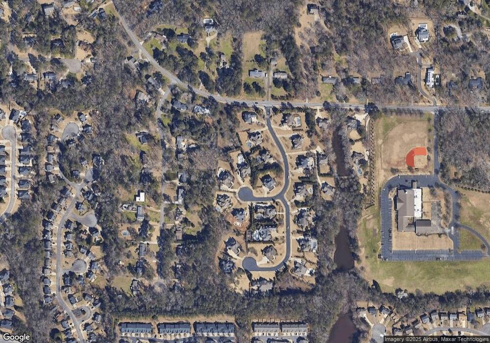 1050 Caladium Ln, Roswell, GA 30075 - photo 1