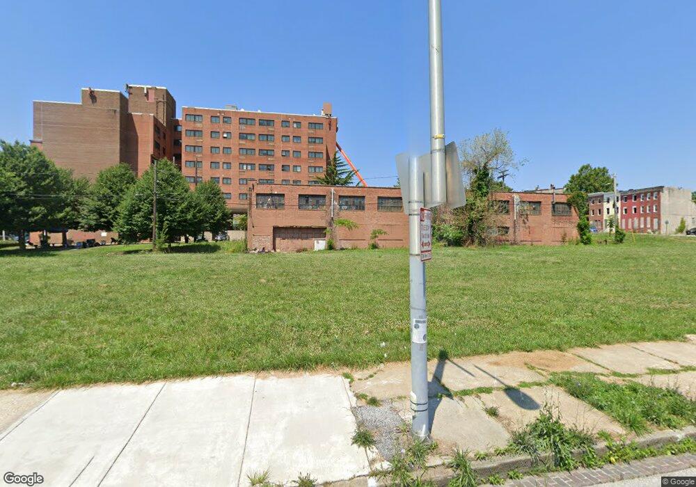 1018 N Stricker St, Baltimore, MD 21217 - photo 1