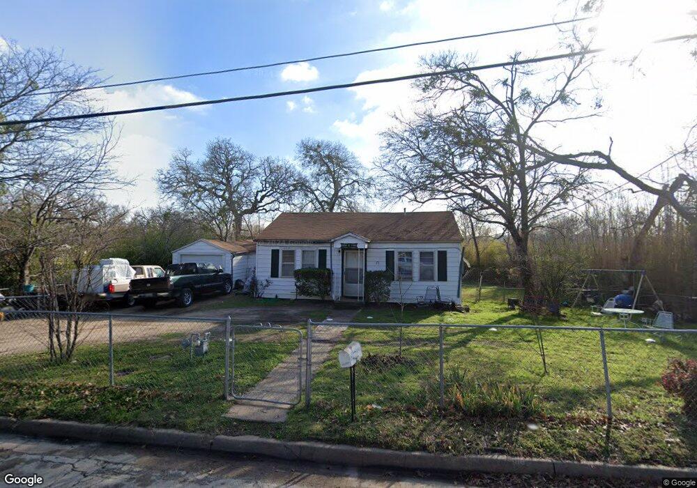 908 E Oak St, Weatherford, TX 76086 - photo 1