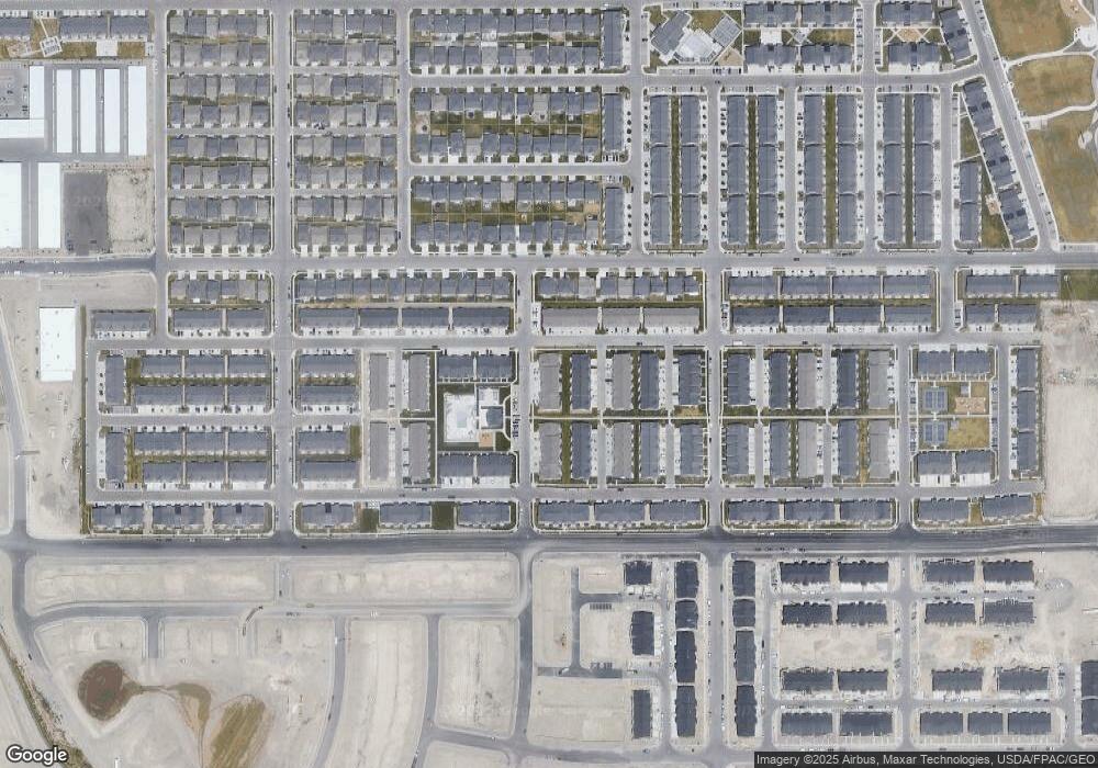 1634 N 3950 W unit 2103, Lehi, UT 84043 - photo 1