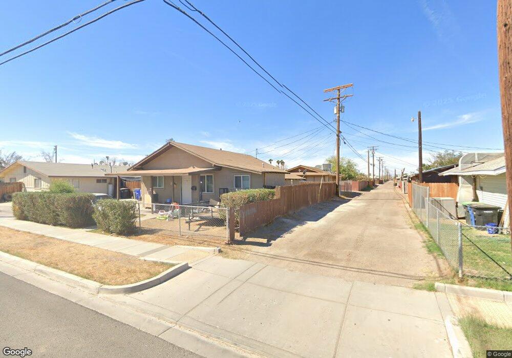 704 N 8th St, El Centro, CA 92243 - photo 1