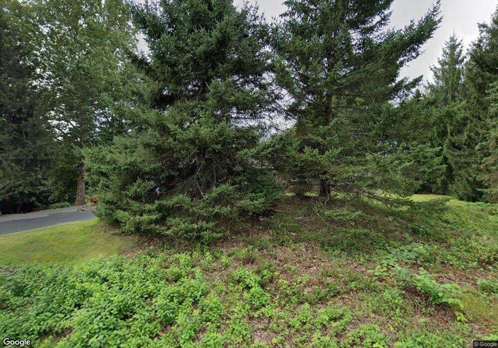 215 Evergreen Rd, Cromwell, CT 06416 - photo 1