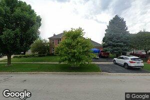 3935 Falcon Dr, Naperville, IL 60564