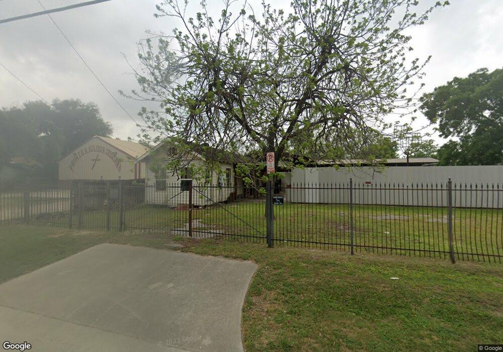 5711 Fulton St, Houston, TX 77009 - photo 1