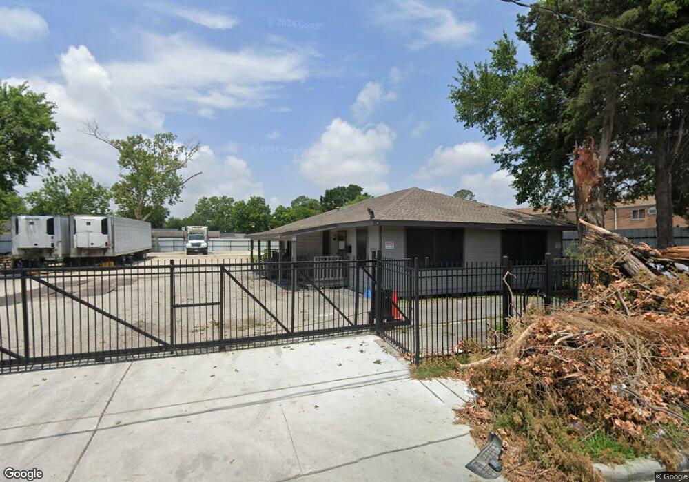9107 Irvington Blvd unit 1, Houston, TX 77022 - photo 1
