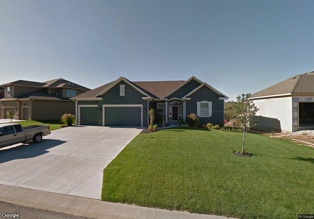 4964 Noland Rd, Shawnee, KS 66216 - photo 1