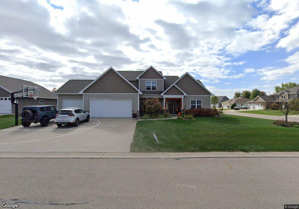 w 5977 Geranium Dr, Appleton, WI 54915 - photo 1