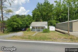 409 Water St, Peterstown, WV 24963