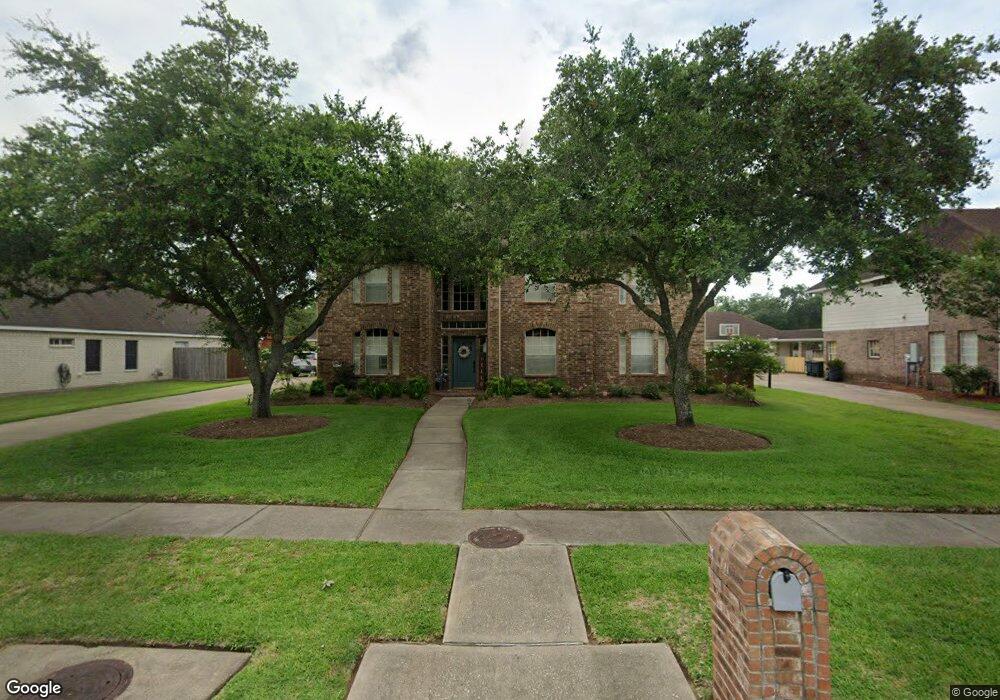 2847 Martina Dr, Friendswood, TX 77546 - photo 1