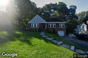 147 Chestnut St, Andover, MA 01810