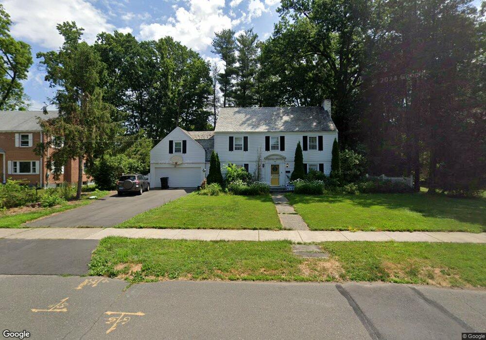 18 Sequin Rd, West Hartford, CT 06117 - photo 1