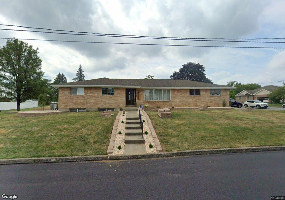 2220 Fuller St, Whitehall, PA 18052 - photo 1