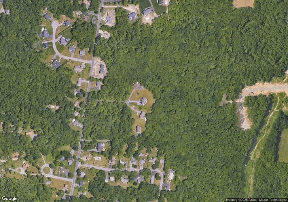 733 Sharps Lot Rd, Swansea, MA 02777 - photo 1